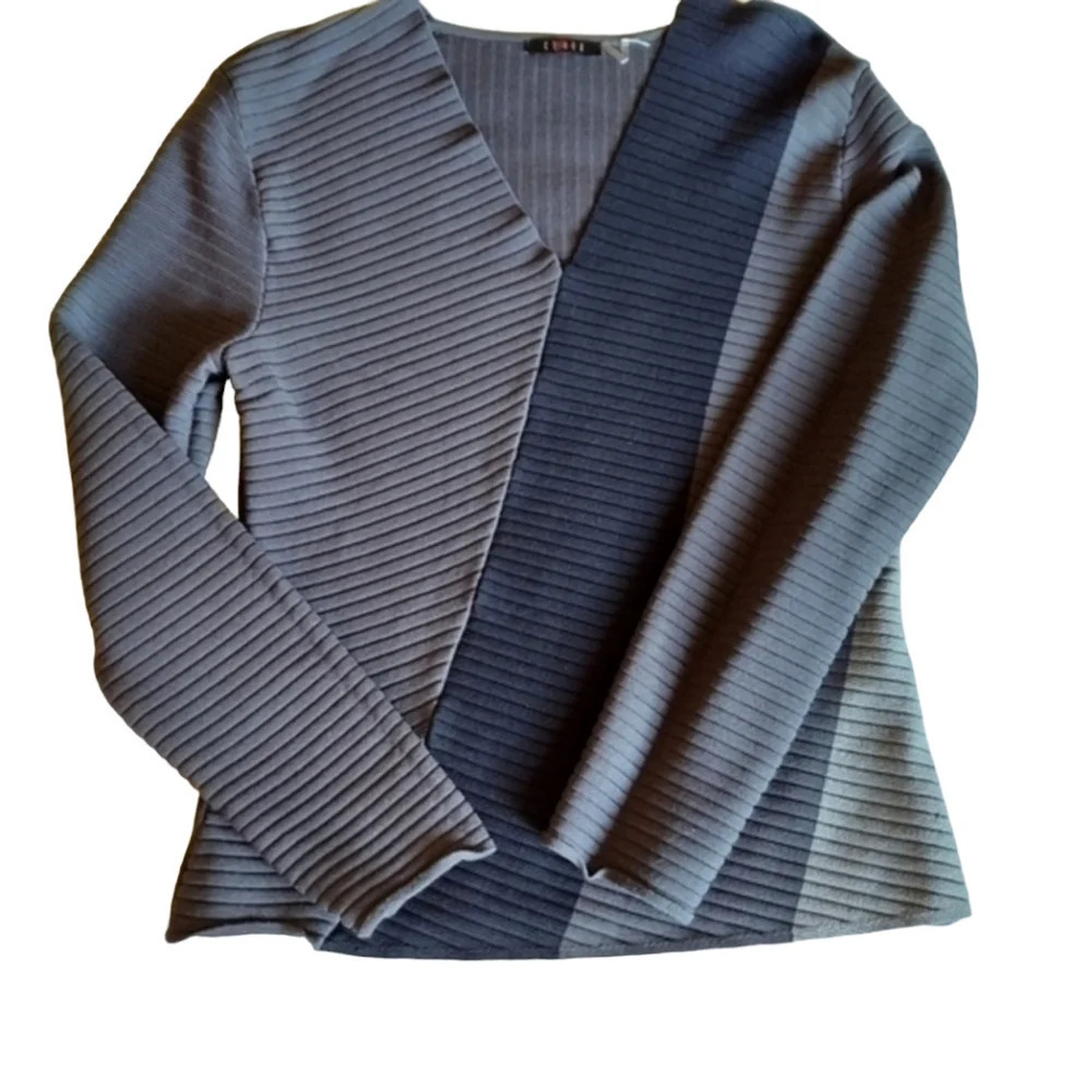 Cyrus Black Gray‎ Color Block Ribbed Knit
